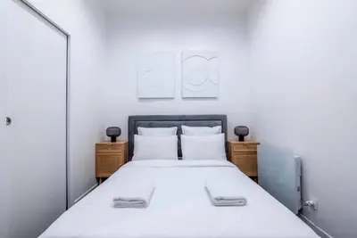 Un ou plusieurs lits dans un hébergement de l'établissement Keyz - Central 1 Bedroom near the Picasso Museum