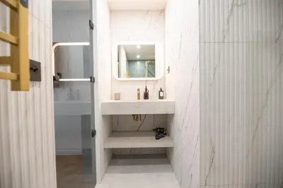 Salle de bains dans l'établissement Stylish Flat in Paris' Center