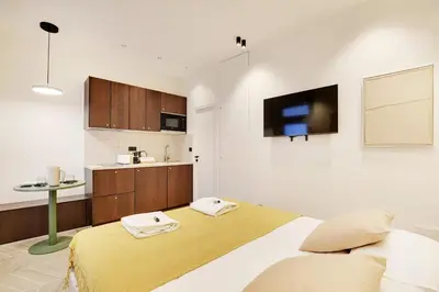 Cuisine ou kitchenette dans l'établissement PARIS 11 - Magnifique suite L020