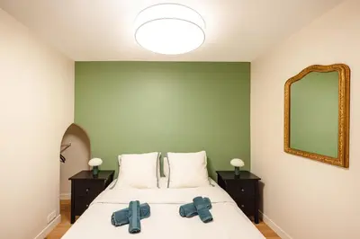 Un ou plusieurs lits dans un hébergement de l'établissement Elegant Flat - 6 Guests - Saint Germain des Prés