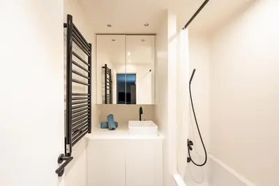 Salle de bains dans l'établissement Elegant Flat - 6 Guests - Saint Germain des Prés