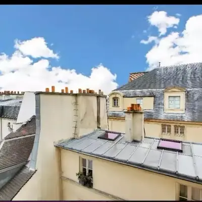 Artistic flat in the center of the Marais