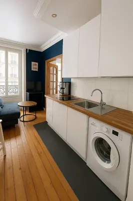 Cuisine ou kitchenette dans l'établissement Tour Effeil - Bois de Boulogne