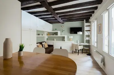 Coin salon dans l'établissement Lumineux et Rayonnant appartement