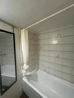 Salle de bains dans l'établissement Appartement lumineux au cœur de Montmartre