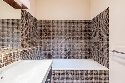 Salle de bains dans l'établissement GuestReady - Abundant Light and Charm in Charonne