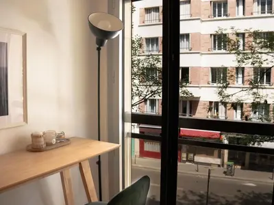 Balcon ou terrasse dans l'établissement Appartement cosy à deux pas de la Cité Universitaire, accès direct RER B depuis l'aéroport, animaux acceptés