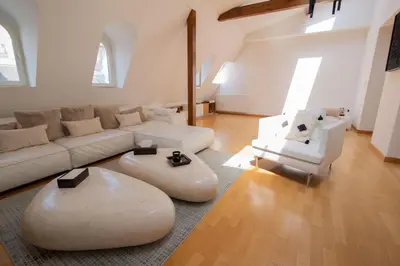 Plan de l'établissement Appartement Triangle d'Or