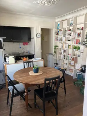 Cuisine ou kitchenette dans l'établissement Beau 3 pièces lumineux à 5 min de Montmartre