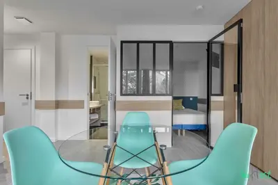 Coin salon dans l'établissement Appartement cosy pour 4 pers. – Parc des Expositions Porte de Versailles
