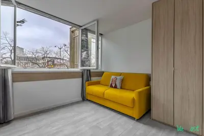 Coin salon dans l'établissement Louis Vicat 3 - CI - Cosy flat for 2 Near Parc Expo Porte de versailles