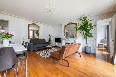 Coin salon dans l'établissement Appartements Bergère