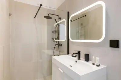 Salle de bains dans l'établissement A3 Suite Studio 175Blo-Paris Convention