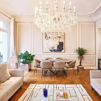 Chic Haussmann Apartment