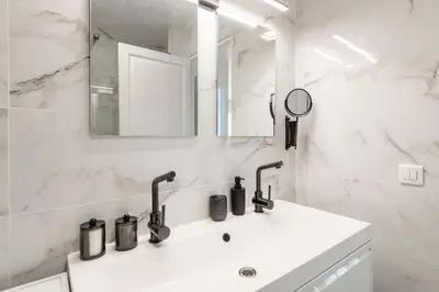 Salle de bains dans l'établissement Stunning Montmartre - Amazing View - Fully Renovated