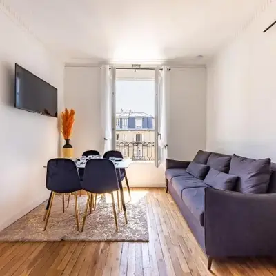 Modern 4-Star Flat