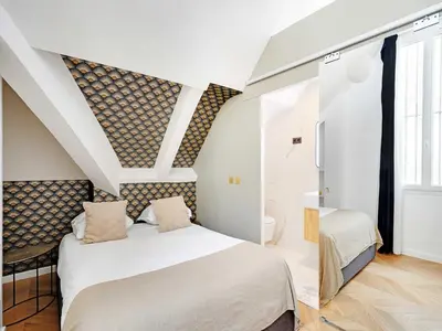 Un ou plusieurs lits dans un hébergement de l'établissement Magnificent apartment -1BR-4P- Champs-Élysées