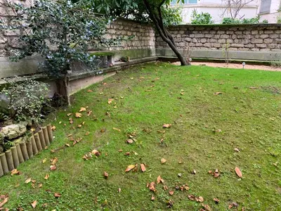 Jardin de l'établissement Havre de paix près de Roland Garros