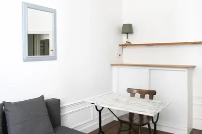 Coin salon dans l'établissement Nice studio with Wifi near Montparnasse