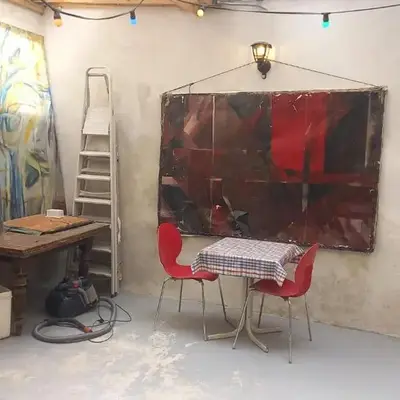Studio dans un atelier d'artiste