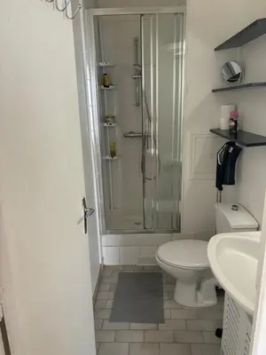 Salle de bains dans l'établissement Studio Gennevilliers paris