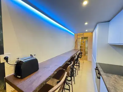 Télévision ou salle de divertissement dans l'établissement Impressionnists in Le Marais - Sauna & AC
