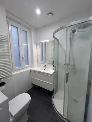 Salle de bains dans l'établissement Superbe 120m2 17ème - 6p