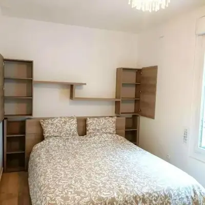 Quiet and comfortable apartment in Paris