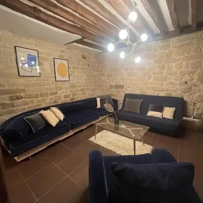 Maison typique parisienne