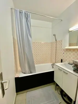 Salle de bains dans l'établissement Studio Leblanc Porte de Versailles