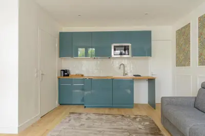 Cuisine ou kitchenette dans l'établissement Studio design - Paris 16