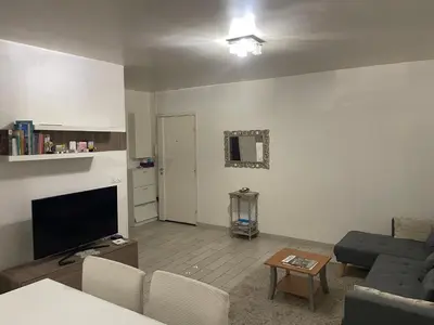 Cuisine ou kitchenette dans l'établissement Appartement 3 pièces confortable bien situé à La Défense, proche des transports, de paris et de l'arena
