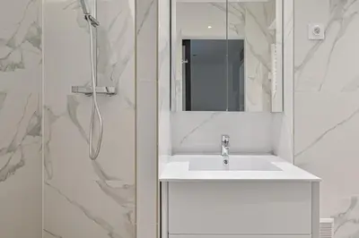 Salle de bains dans l'établissement Apartment with exclusive terrace - Le Marais