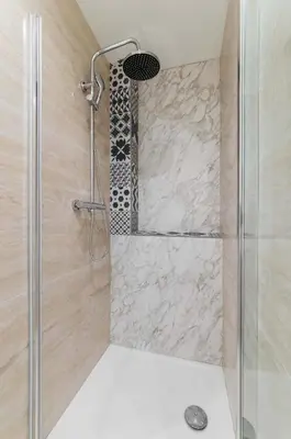 Salle de bains dans l'établissement Charmant 2 pieces Paris 18 - Proche Montmartre