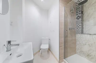 Salle de bains dans l'établissement Charmant 2 pieces Paris 18 - Proche Montmartre