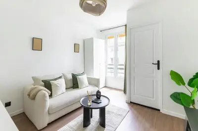 Coin salon dans l'établissement Vignoles Nation Charming Cosy Studio