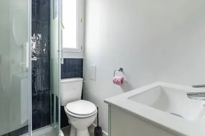 Salle de bains dans l'établissement Vignoles Nation Charming Cosy Studio