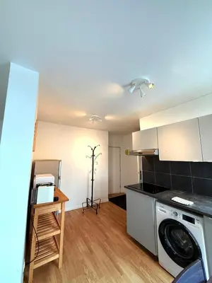 Cuisine ou kitchenette dans l'établissement Appartement Rodier Montmartre Paris