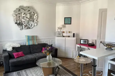 Cuisine ou kitchenette dans l'établissement Cozy apartment of 35 m2 at the gates of Paris