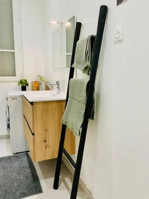 Cuisine ou kitchenette dans l'établissement Appartement cosy et familial Paris
