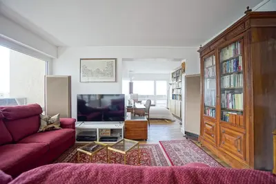 Coin salon dans l'établissement Apartment 65 m2 - Magnificent View On Paris!