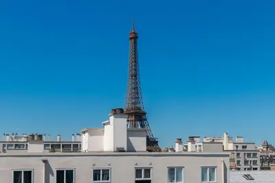 Plan de l'établissement Duplex lumineux avec vue Tour Eiffel - Paris 7e