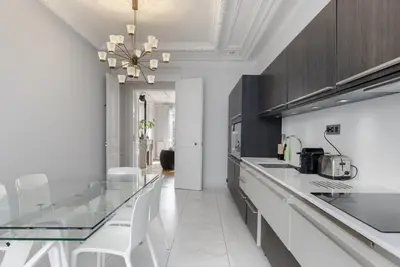 Cuisine ou kitchenette dans l'établissement The Parisian Beauty - Ultra Luxury