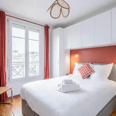 Élégance Parisienne