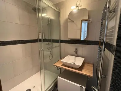 Salle de bains dans l'établissement GoodGuest-Paris Sentier Montorgueil Mobility Lease