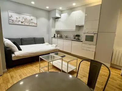 Cuisine ou kitchenette dans l'établissement GoodGuest-Paris Sentier Montorgueil Mobility Lease