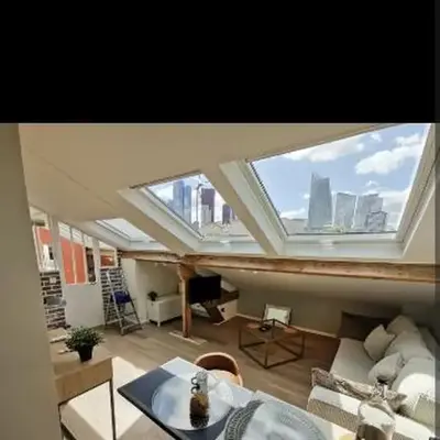 Studio Courbevoie gare La Défense tout équipé !