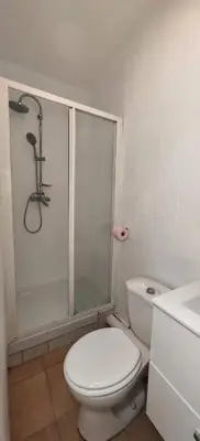 Salle de bains dans l'établissement Proche Clignancourt (Métro 4) et Marché aux Puces