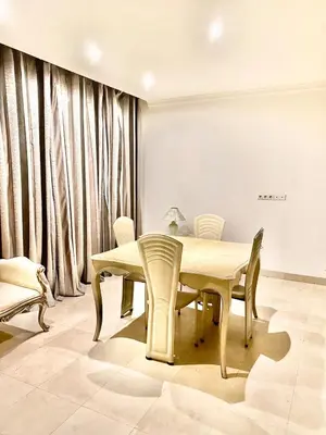 Coin salon dans l'établissement Etage privé vue sur la seine