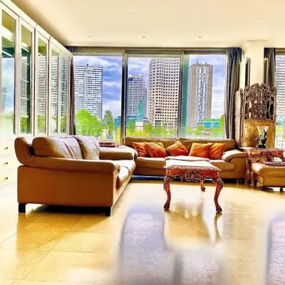 Etage privé vue sur la seine